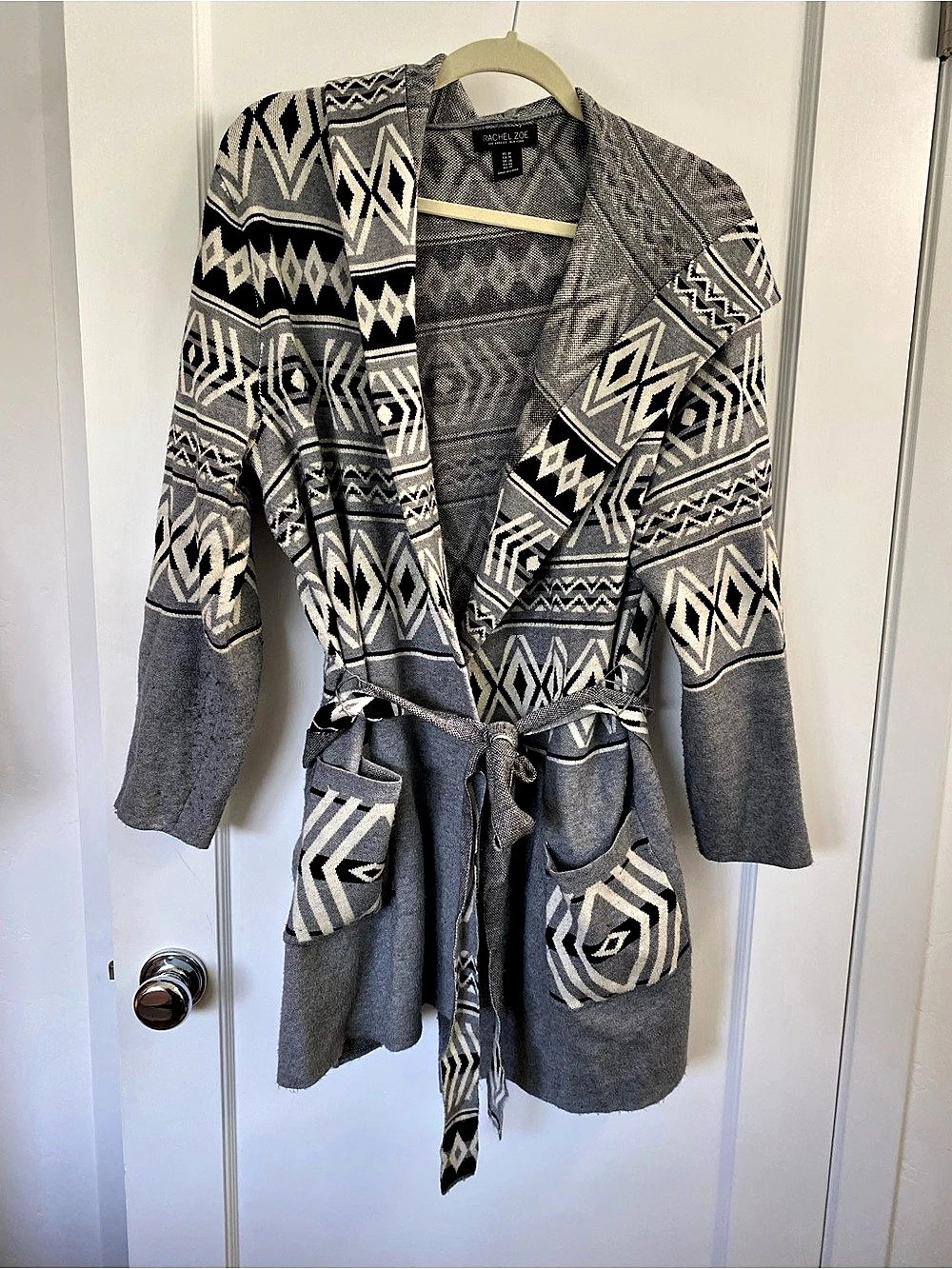 Rachel Zoe Geometric Belted Cardigan in Gray & Black Size 1X